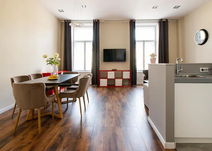 Andrassy Heritage Apartment
