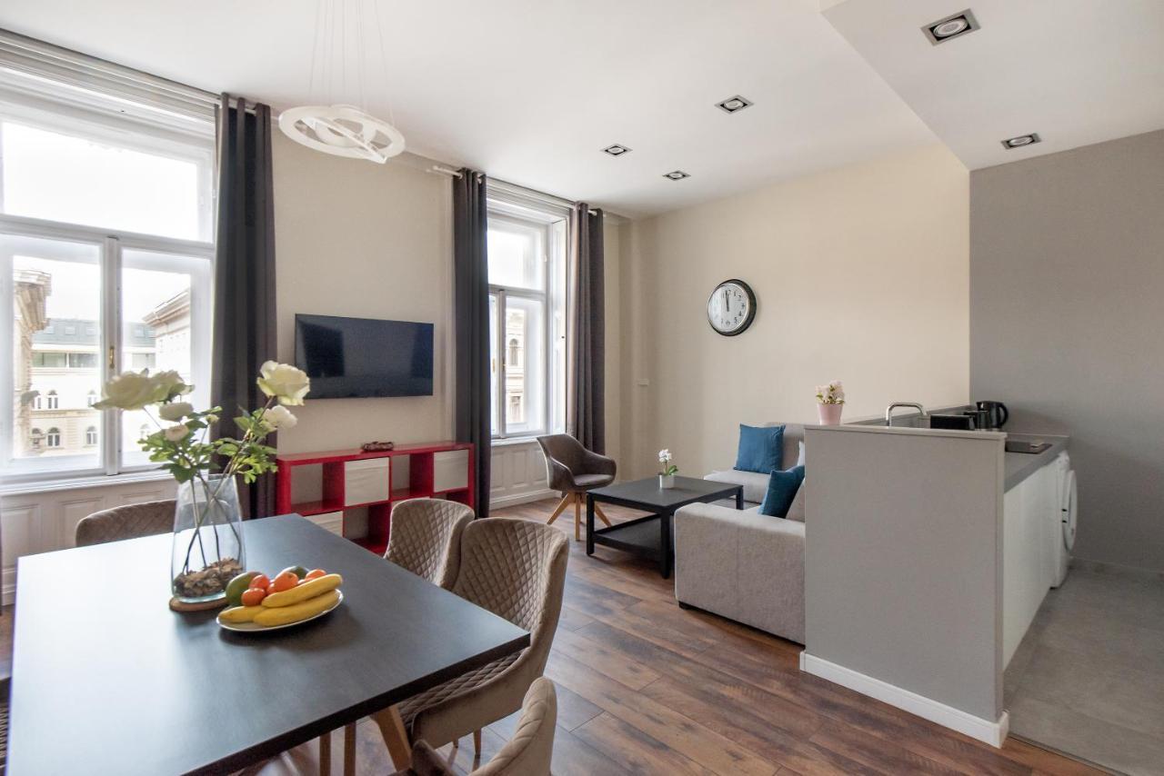Andrassy Heritage Apartmán *