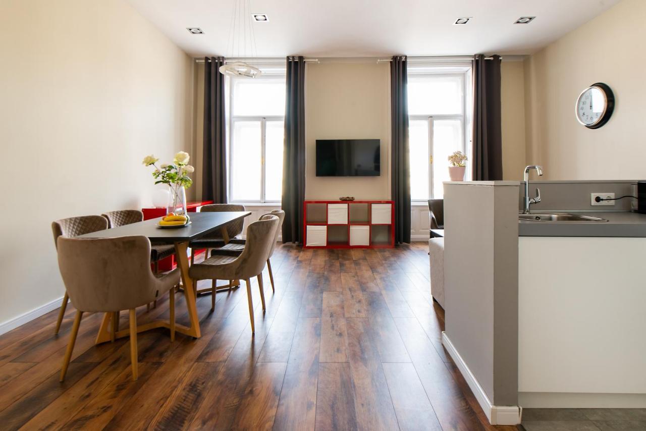 Andrassy Heritage Apartment Budapest